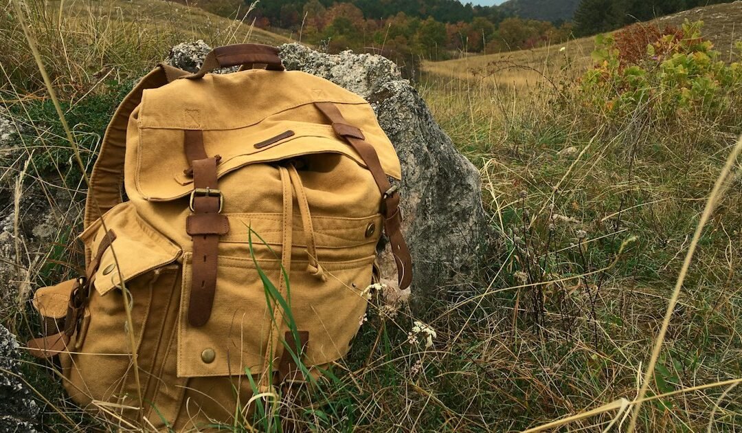 Fall Hiking Layers That Actually Work: Stay Dry, Avoid Sweat and Pack for Changing Weather