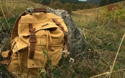 Fall Hiking Layers That Actually Work: Stay Dry, Avoid Sweat and Pack for Changing Weather